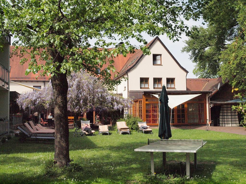 Hotel Caritashaus St. Elisabeth Altötting Exterior foto
