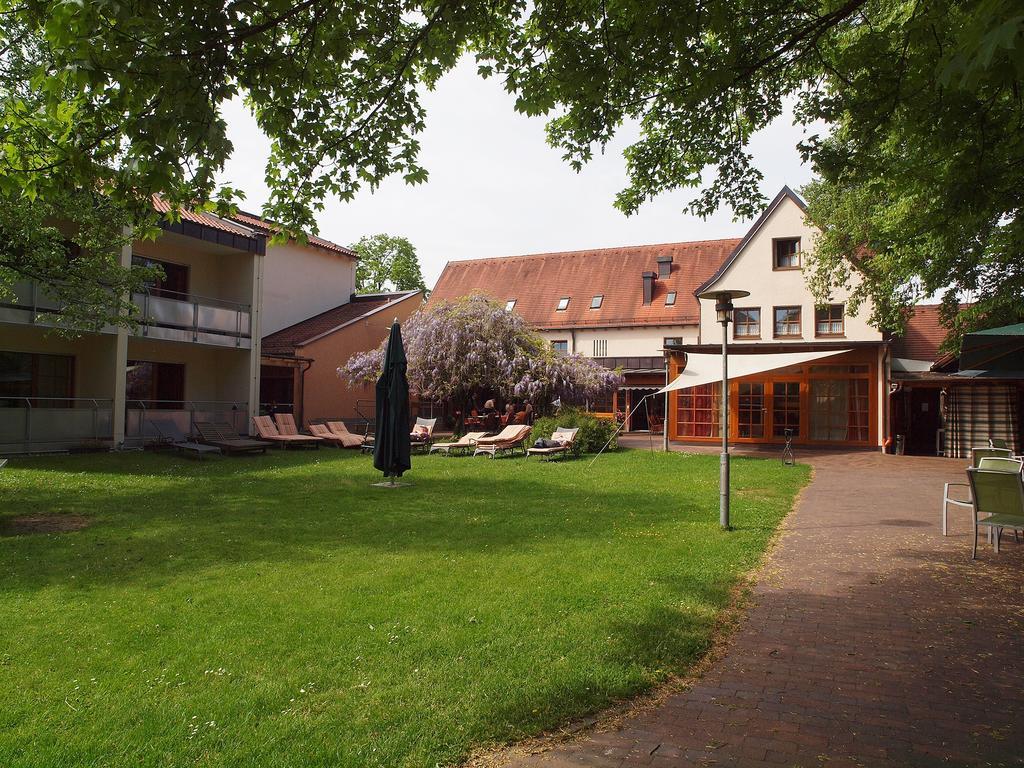 Hotel Caritashaus St. Elisabeth Altötting Exterior foto